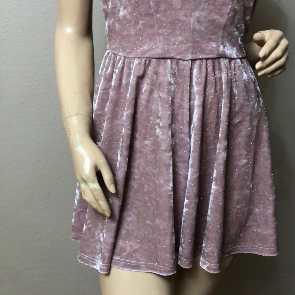 BEAUTIFUL ROSE & GRAY VELVET ROMPER WITH GLITTERS - Picture 3 of 7